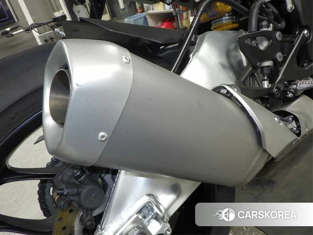 Yamaha YZF-R1M id 3945428 из Японии 29