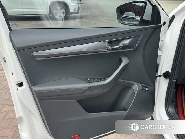 Skoda Krok id 4374775 из Китая 25