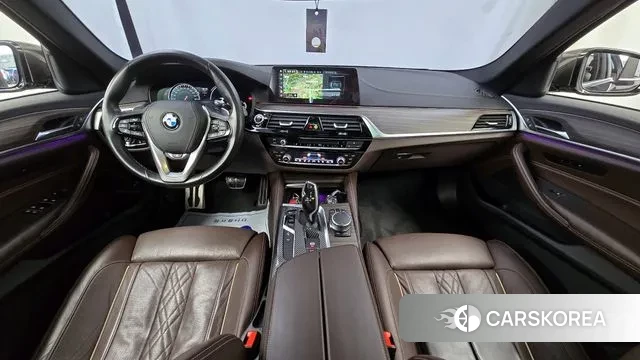 BMW 5 Series (G30) id 3494784 из Кореи 17