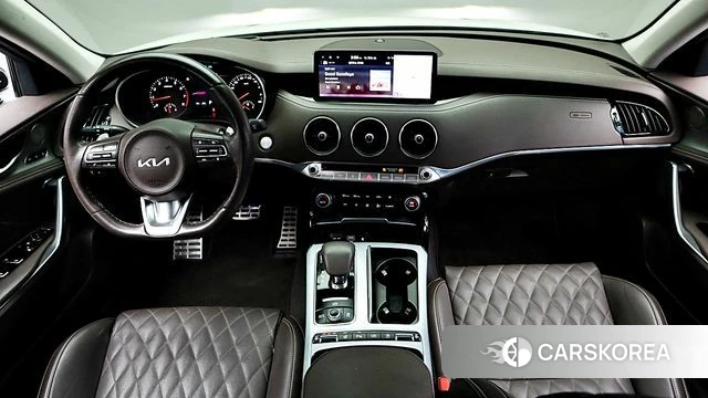 Kia Stinger Meister id 4579603 из Кореи 17