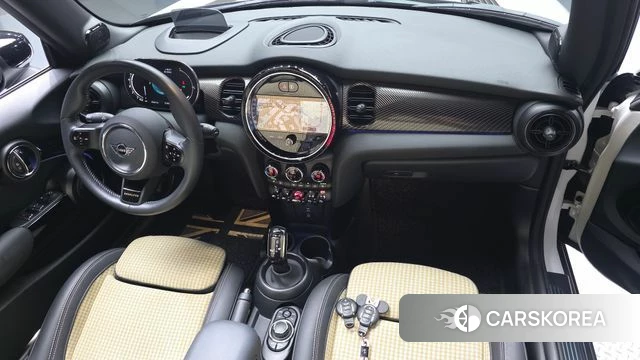 Mini Cooper S Convertible id 3934215 из Кореи 17