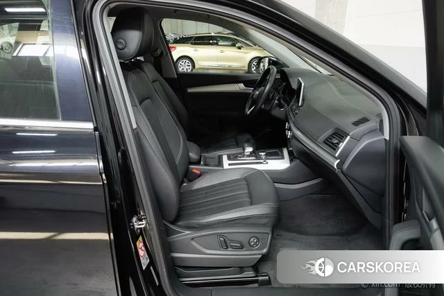 Audi Q5L id 4273207 из Китая 21