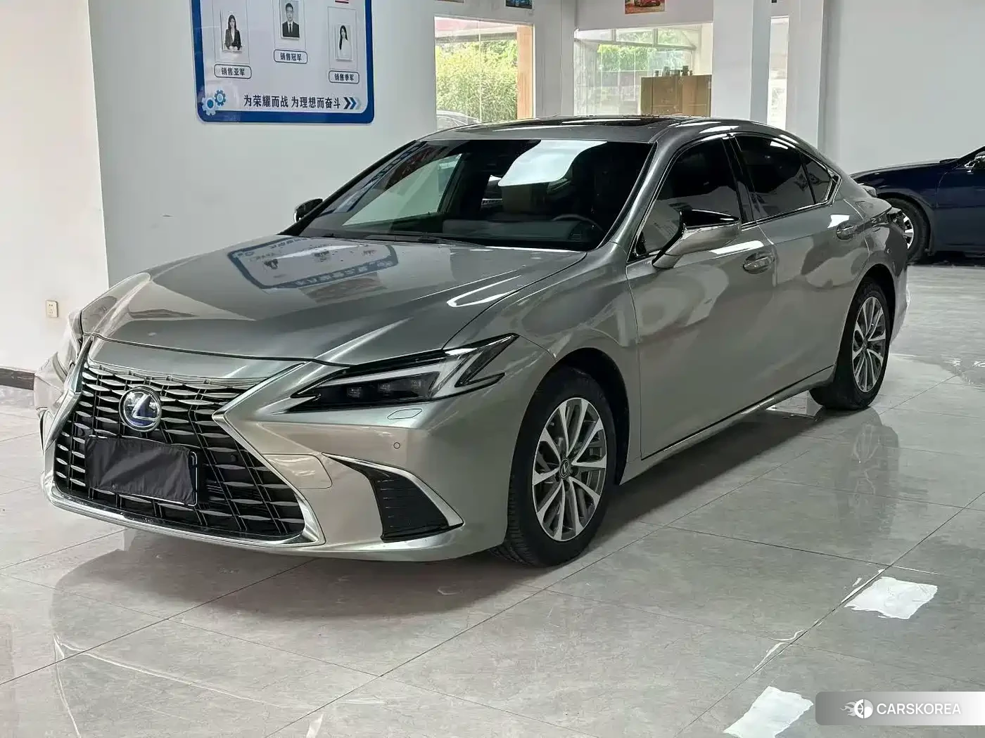 Lexus ES id 4514274 из Китая 7