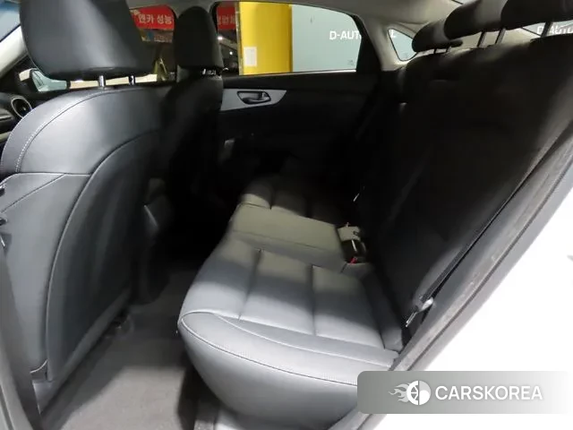 Kia The New K3 2nd generation id 3735625 из Кореи 17