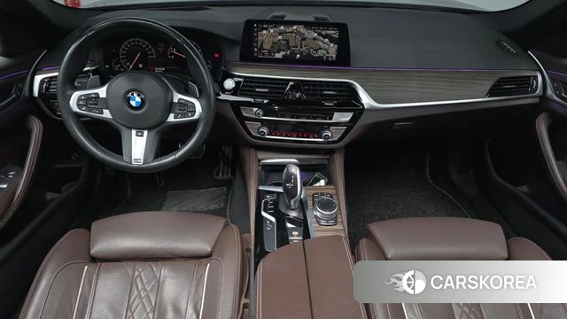 BMW 5 Series (G30) id 3820529 из Кореи 17