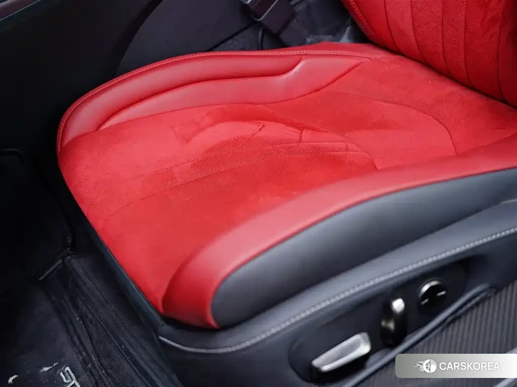 Lexus LC id 4659719 из Китая 46
