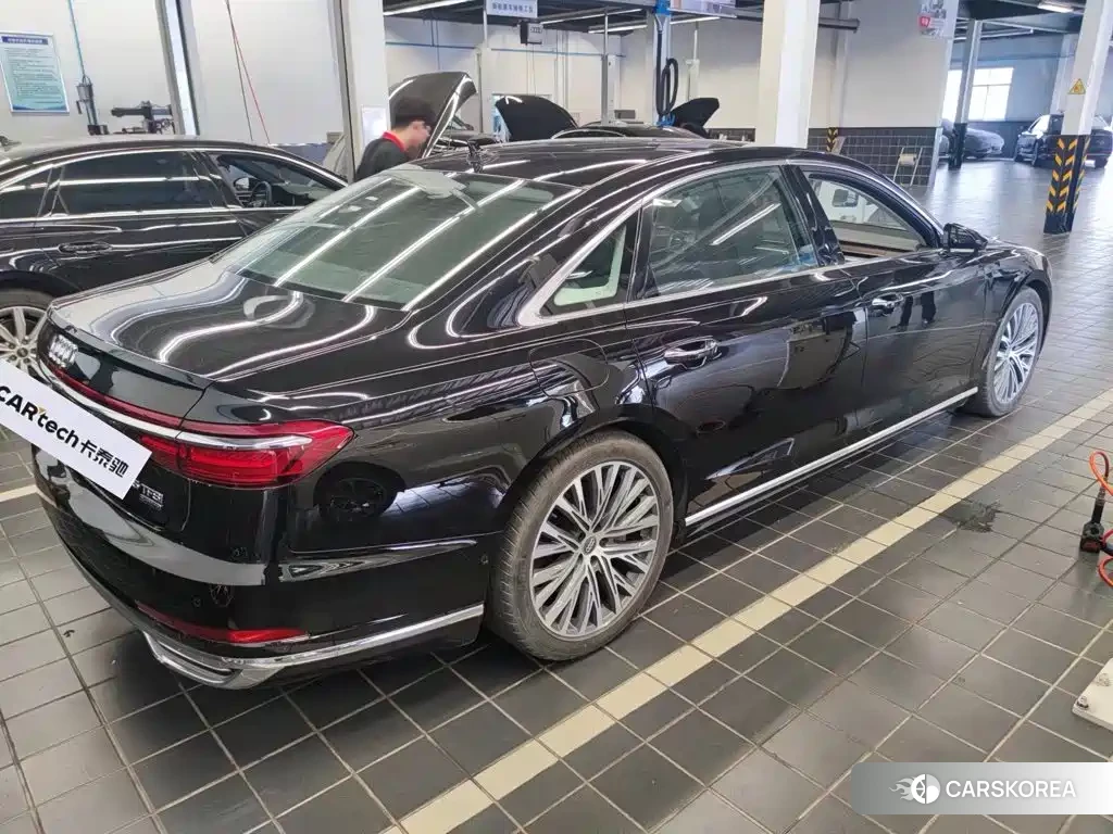 Audi A8 id 4589377 из Китая 7