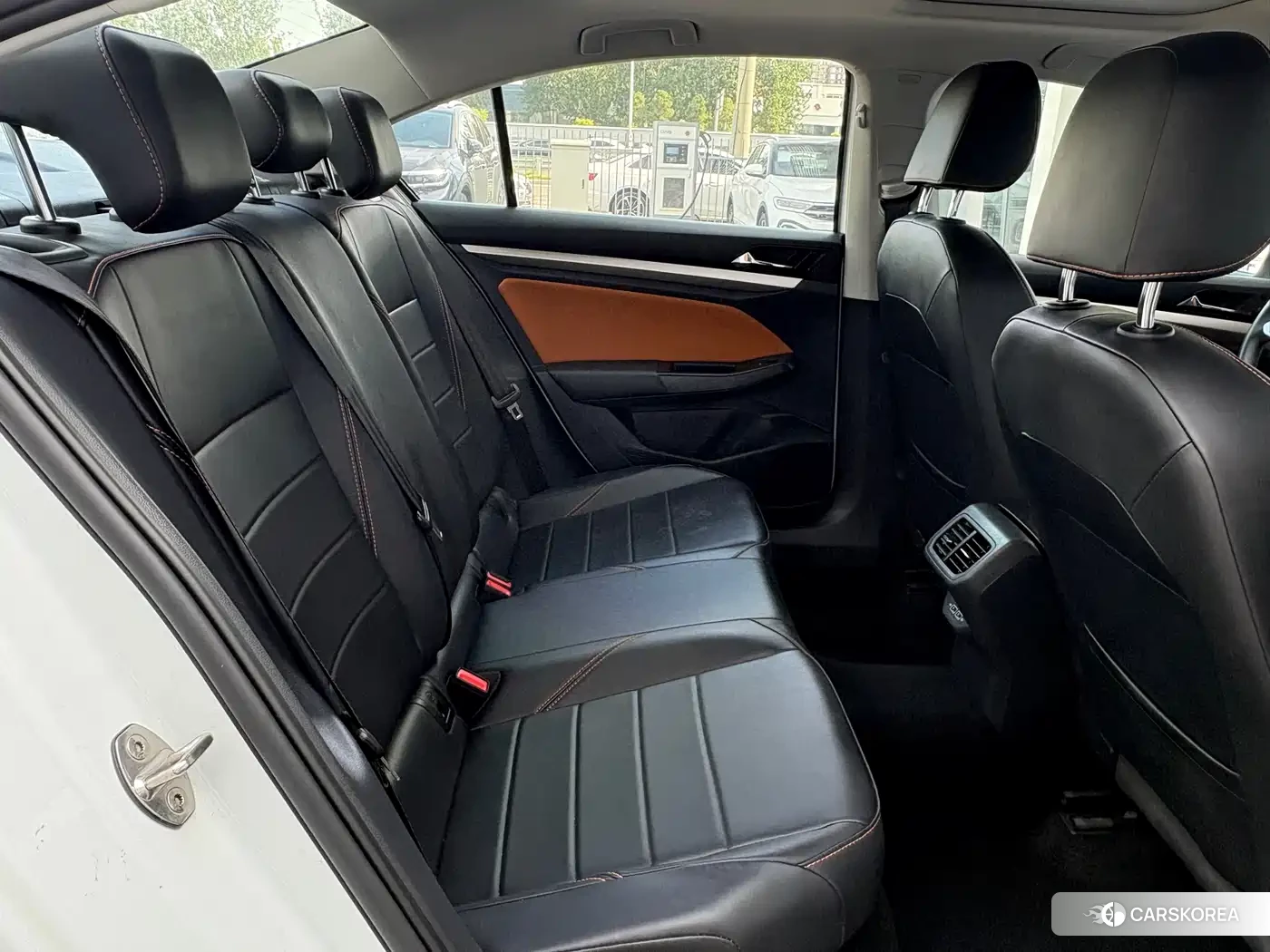Volkswagen Bora id 4565092 из Китая 10