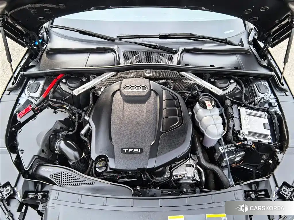 Audi A4L id 4576589 из Китая 7