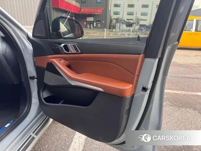 BMW X7 (G07) id 3590513 из Кореи 16