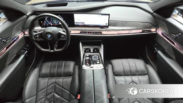 BMW 7 Series (G70) id 4623585 из Кореи 30