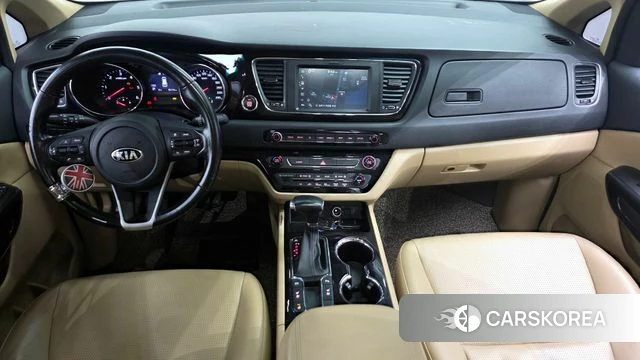 Kia The New Carnival id 3899802 из Кореи 17