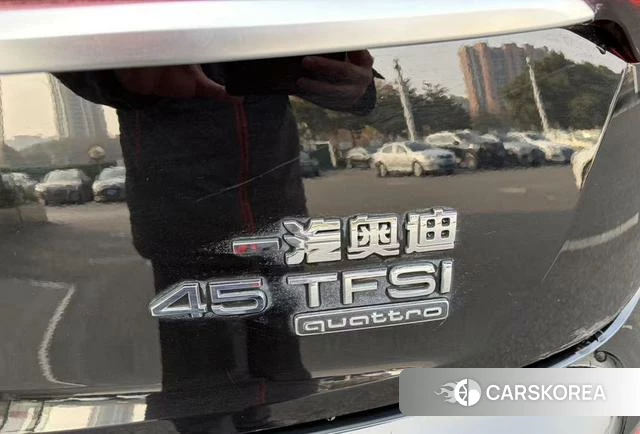 Audi Q5L id 4341782 из Китая 12