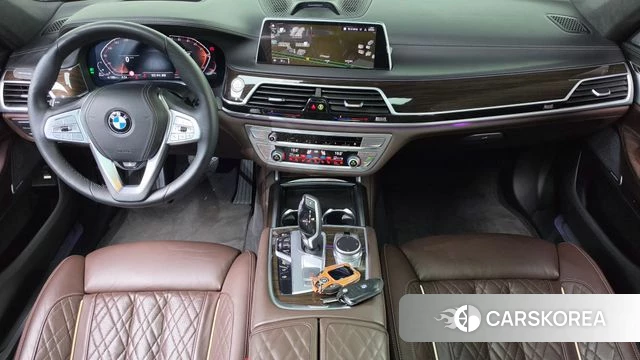 BMW 7 Series (G11) id 4905918 из Кореи 17