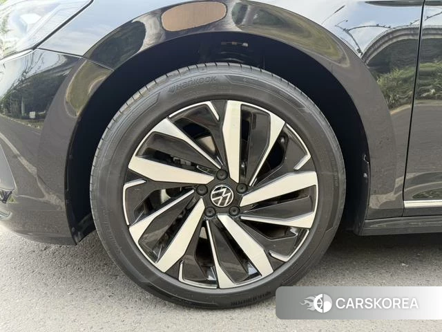 Volkswagen Passat id 4314206 из Китая 11
