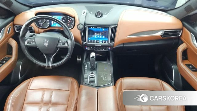 Maserati Levante id 4350632 из Кореи 17