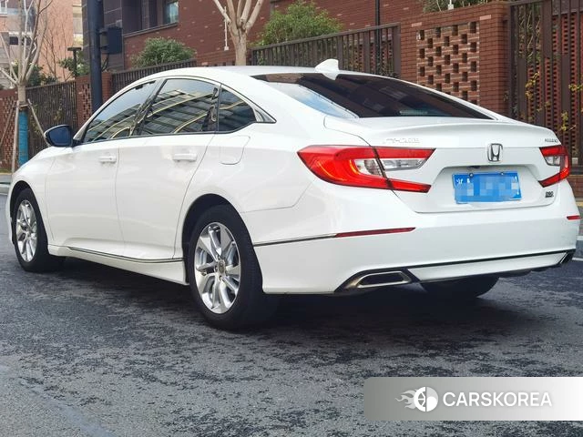 Honda Accord id 4272556 из Китая 7