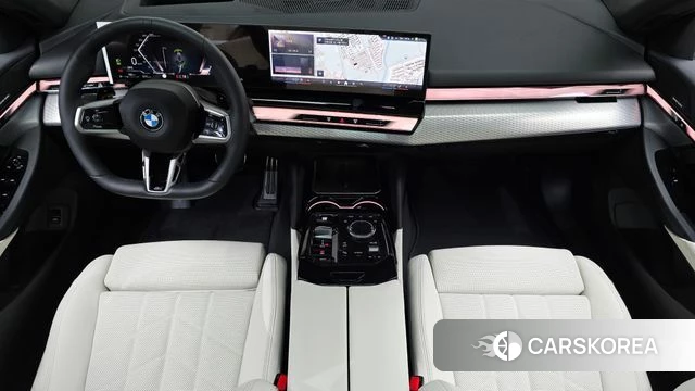 BMW 5 Series (G60) id 4634946 из Кореи 33