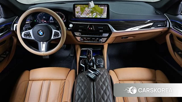 BMW 5 Series (G30) id 3964890 из Кореи 17