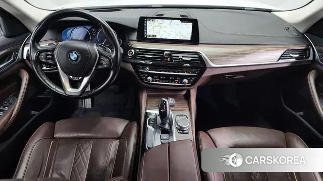 BMW 5 Series (G30) id 3568419 из Кореи 17