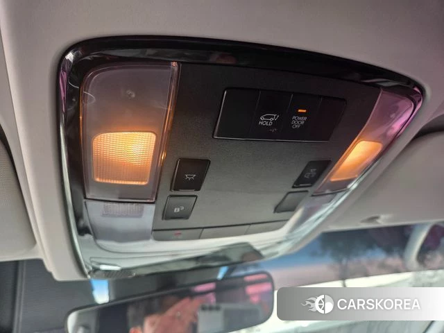 Hyundai Staria id 3852333 из Кореи 7