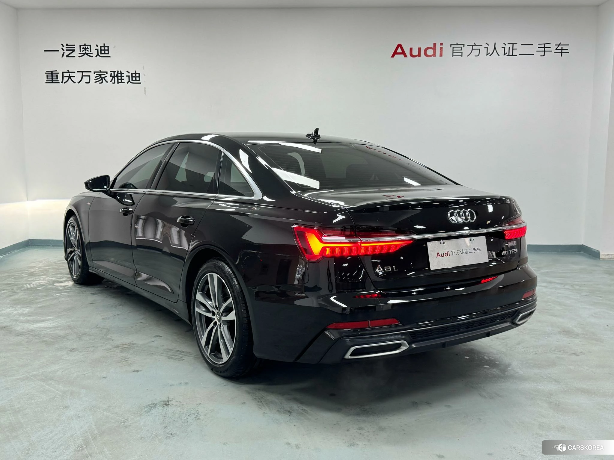 Audi A6L id 4420756 из Китая 17