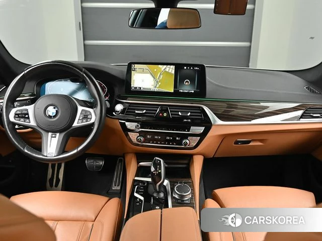BMW 5 Series (G30) id 4784526 из Кореи 17