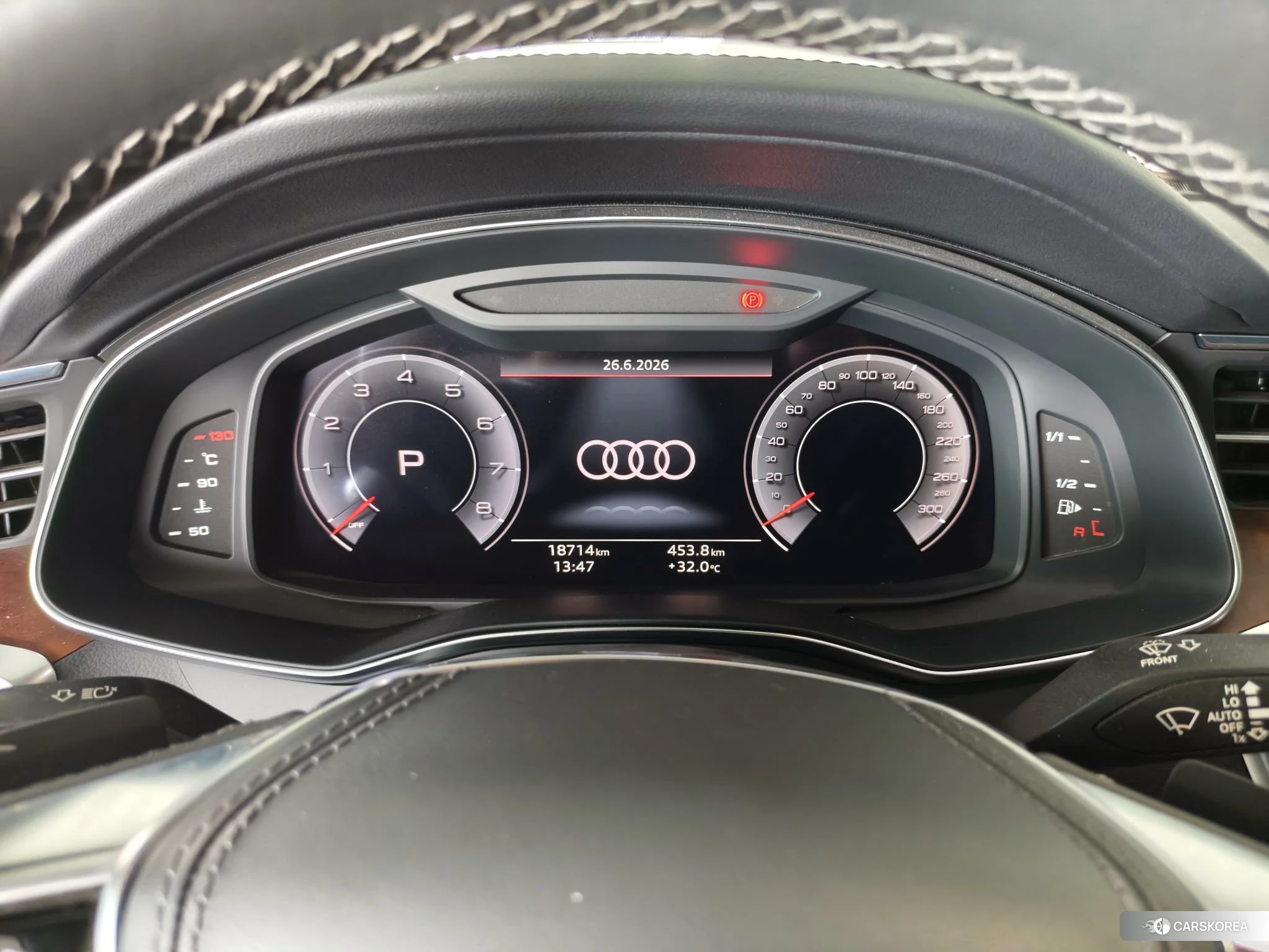Audi A6L id 4512707 из Китая 7