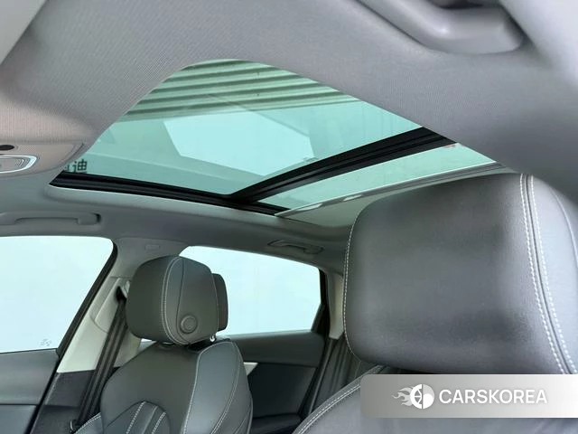 Audi A4L id 3944896 из Китая 12