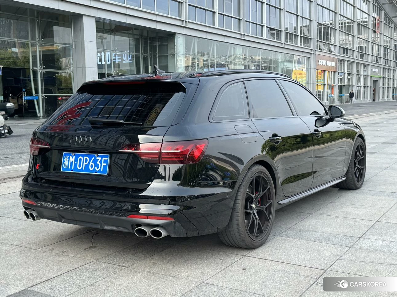 Audi S4 2023 Черный из Китая, фото 6