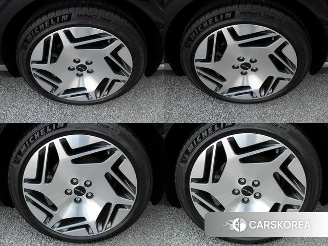 Genesis G90 (RS4) id 3909681 из Кореи 17