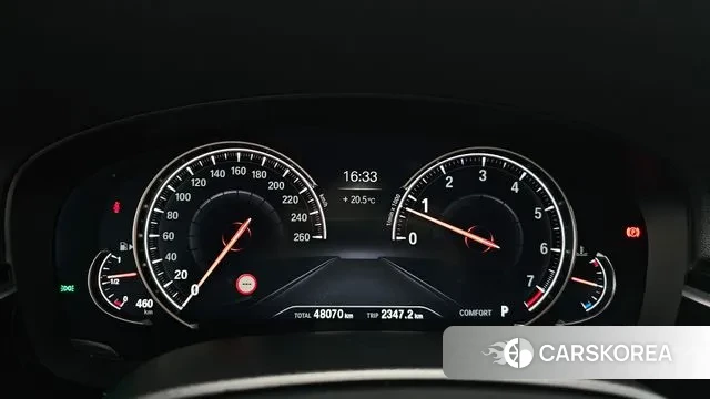 BMW 5 Series (G30) id 3363052 из Кореи 17