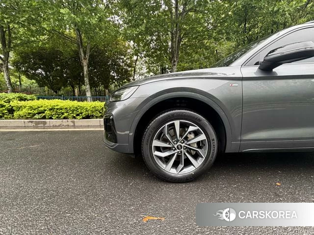 Audi Q5L Sportback id 4261232 из Китая 14
