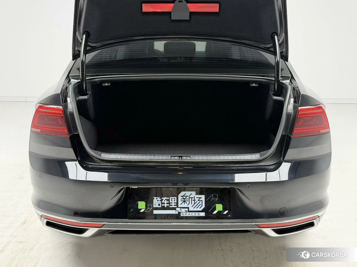 Volkswagen Magotan PHEV id 4487219 из Китая 15