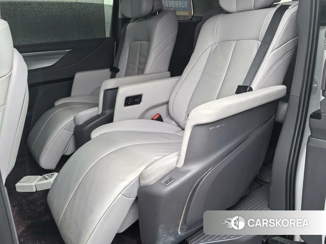 Buick GL8 id 3913658 из Китая 15