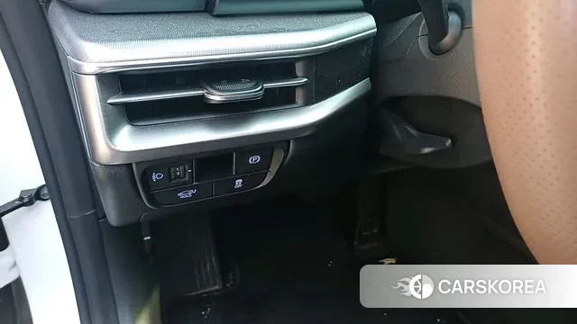 Hyundai Grandeur (GN7) id 3758023 из Кореи 8