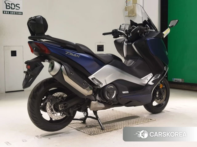 Проданный Yamaha T-MAX 530 DX 2017 из Японии