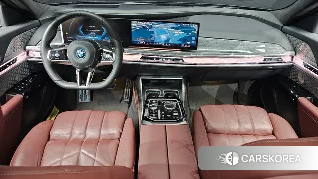 BMW i7 (G70) id 3366128 из Кореи 17