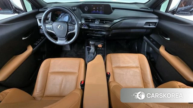 Lexus UX250h id 4019724 из Кореи 17