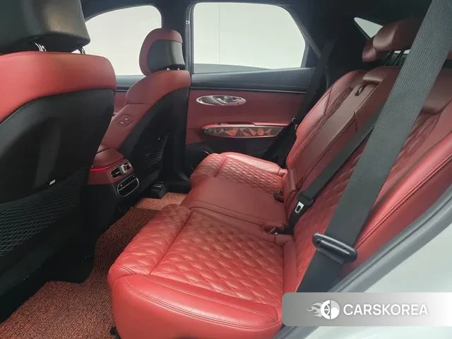 Genesis GV70 id 3587434 из Кореи 17