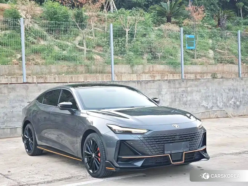 Chang'an UNI-V id 4669419 из Китая 7