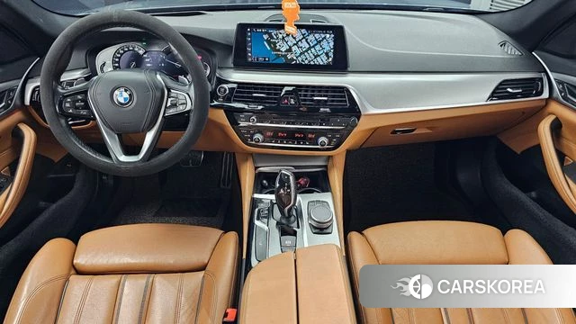 BMW 5 Series (G30) id 3955995 из Кореи 17