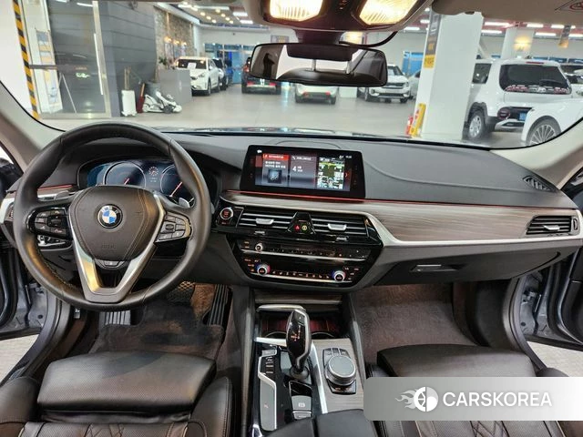 BMW 5 Series (G30) id 4662992 из Кореи 17