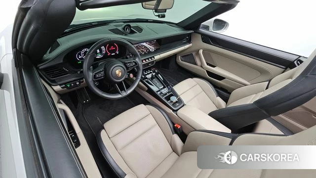 Porsche 911(992) id 4617459 из Кореи 17