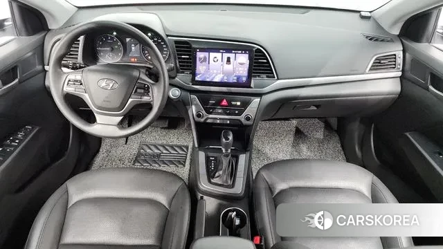 Hyundai Avante AD id 3588527 из Кореи 17