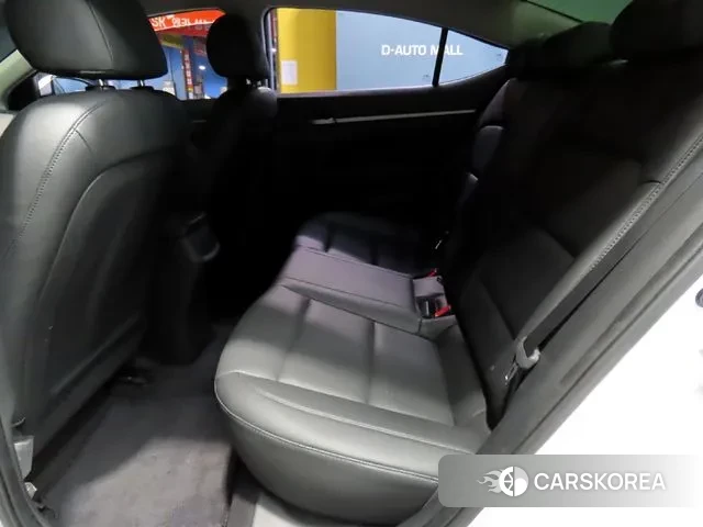 Hyundai Avante AD id 3249233 из Кореи 17