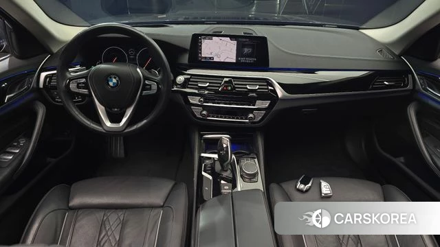 BMW 5 Series (G30) id 4775964 из Кореи 17