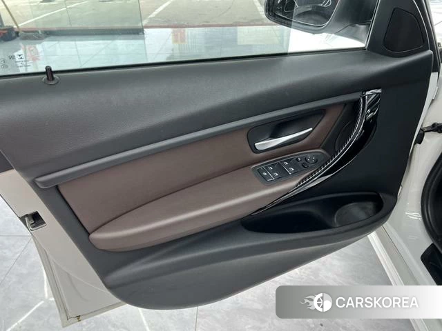 BMW 3 series id 4208801 из Китая 16