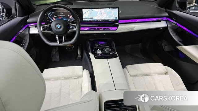 BMW 5 Series (G60) id 4185707 из Кореи 31