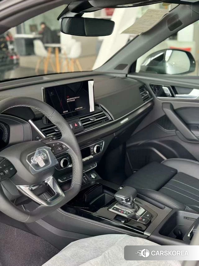 Audi Q5L id 4235972 из Китая 9